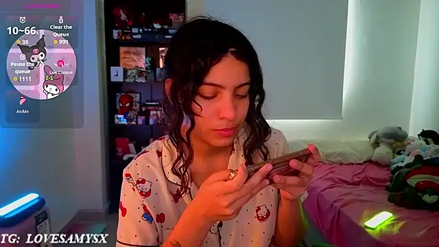 Lovelyamyy webcam