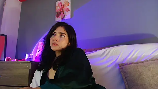 adara_johnson__ webcam