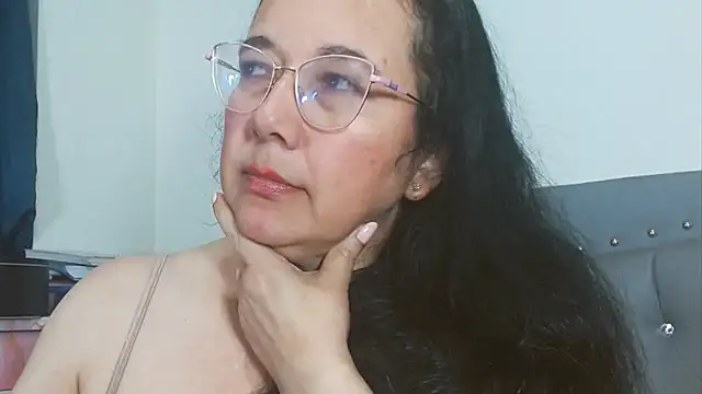 maturepriscila webcam