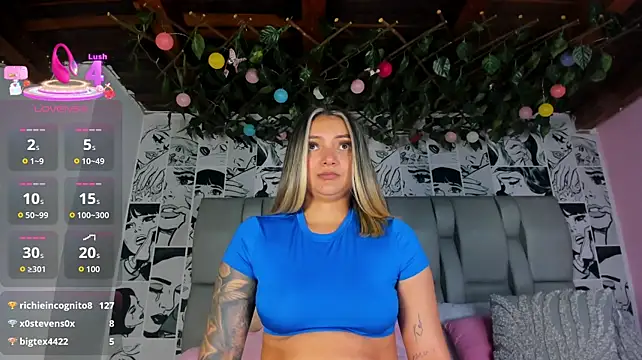 LucyRosse webcam
