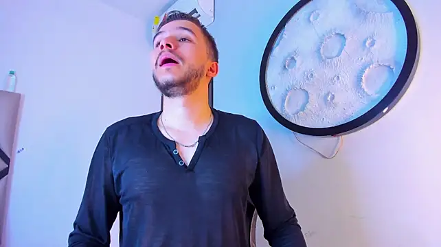 mike_257 webcam