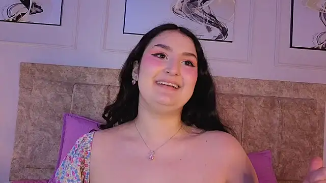 zoe_moon__ webcam