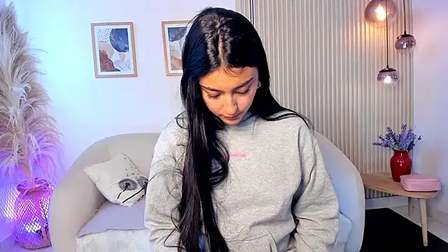Bella_rochee webcam