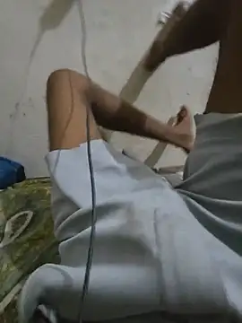 big_dick_saurabh (M twink) - Show dick in public