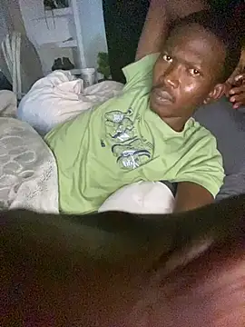 gqinsi10 (M young) - Guys I didn’t get paid  tokens please