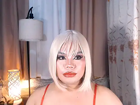 TSbrianaHugeCock webcam