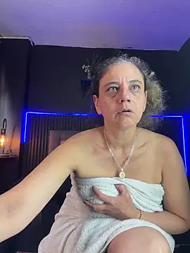 sasi_luna webcam