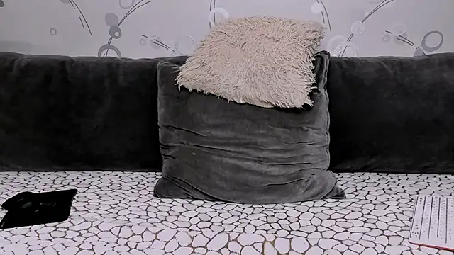 Amberhotqueen webcam
