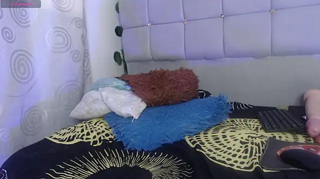 charlotte_brawn webcam
