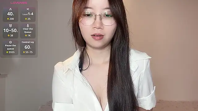 77-Vicky webcam