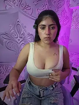MishRaven webcam
