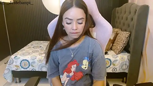 naomis_36 webcam