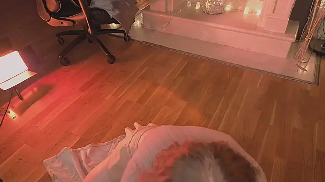 NellyOrion webcam