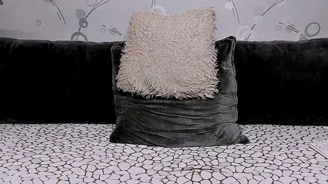 Amberhotqueen webcam