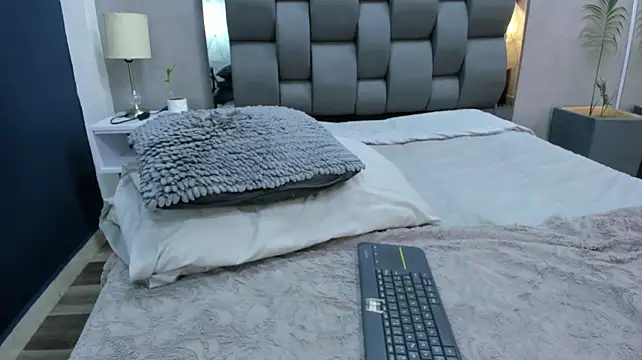 Charlie___Musk webcam