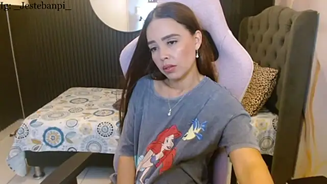 naomis_36 webcam