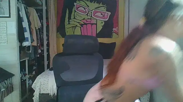 SweetyBabyDemon webcam