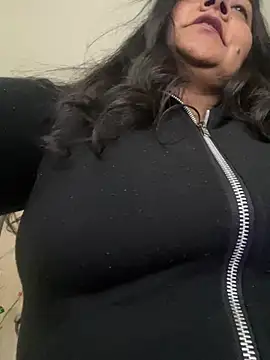 Adele_Sweett webcam