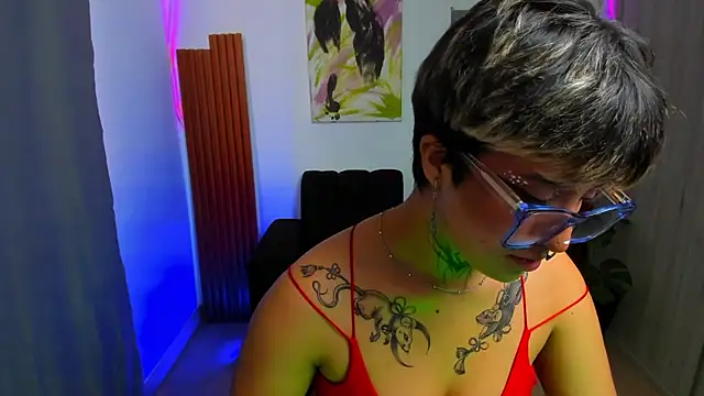 Rebeka-baker webcam