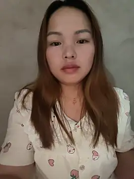 Mina_xYx webcam