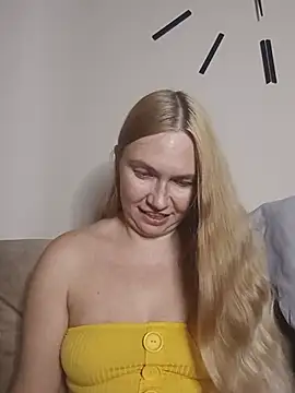 KisaVixen live cam on StripChat