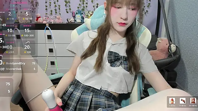 Yoonhee_ki live cam on StripChat
