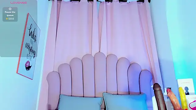 NicoleMadrird webcam