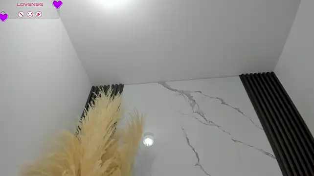 AmberGreyy_ webcam