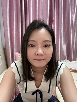 BIGBABYYEYE webcam