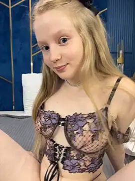 LilianHowards webcam