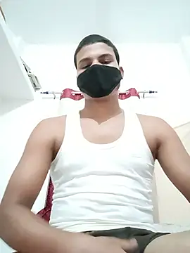 Rashi__75 webcam