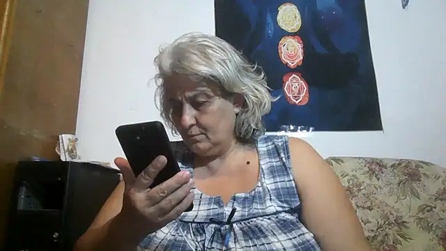 ExquisiteMature webcam