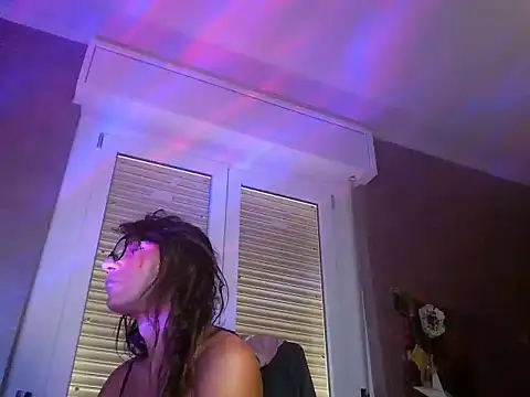 MissAlessandraaa webcam