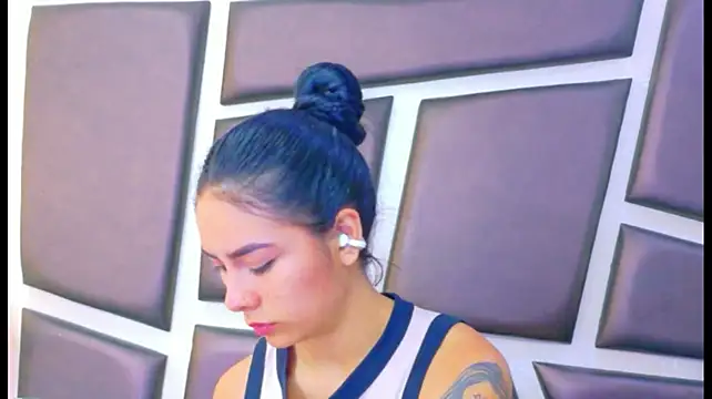 NicoleEsposito webcam