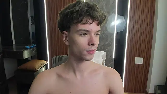 calvin_love_you webcam