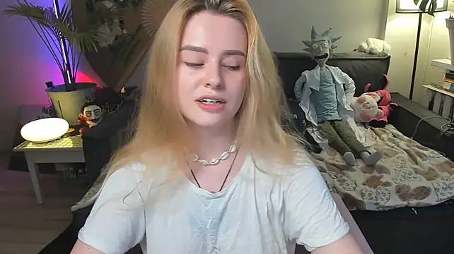 Alexa_Pirs webcam