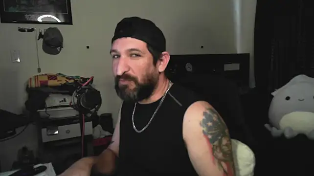 DevilPup75_ webcam