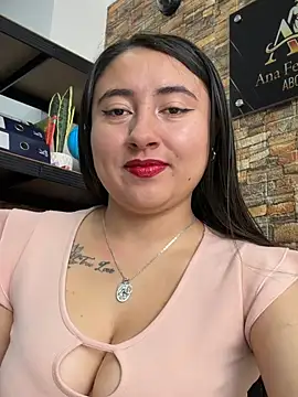 _Sarah-Office1 webcam