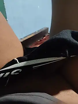 RAYI_Queen_4 live sex cam