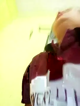 Priti_hote webcam