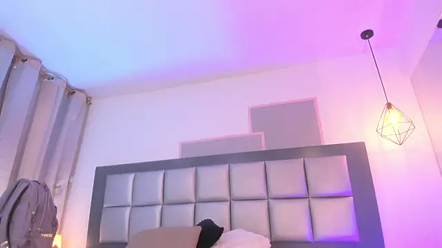 Maddie_Ray webcam