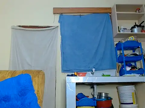 Temptingslut2317 webcam
