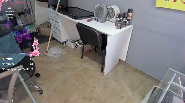 Alicia-thompson webcam