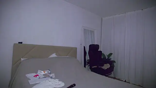 NakedVenus_ webcam