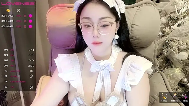Monica-666888- webcam