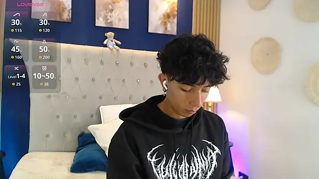 Aiden_Rivers_ live sex cam