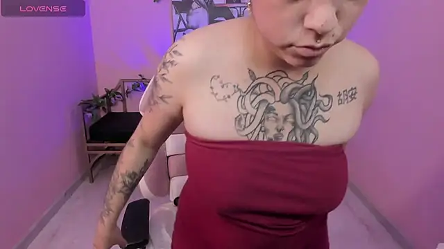 Adri_gomez_x webcam
