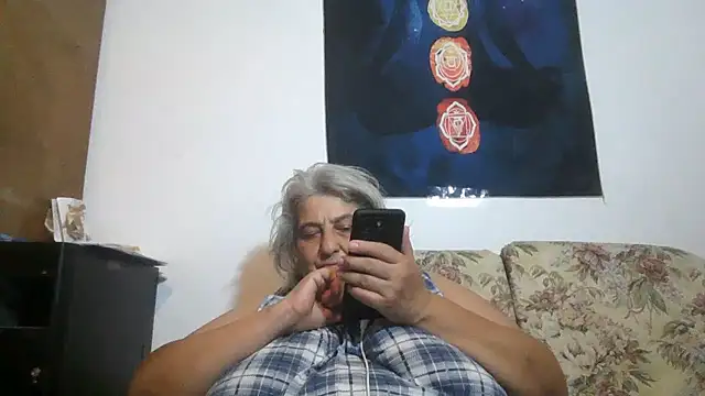 ExquisiteMature webcam