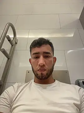 liam_bronw webcam