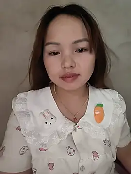 Mina_xYx webcam